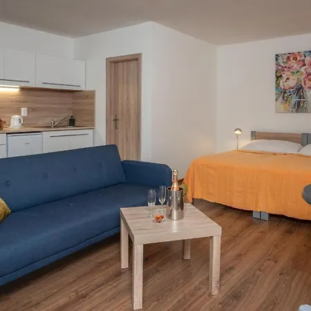 Tereza & Free Parking Апартаменты