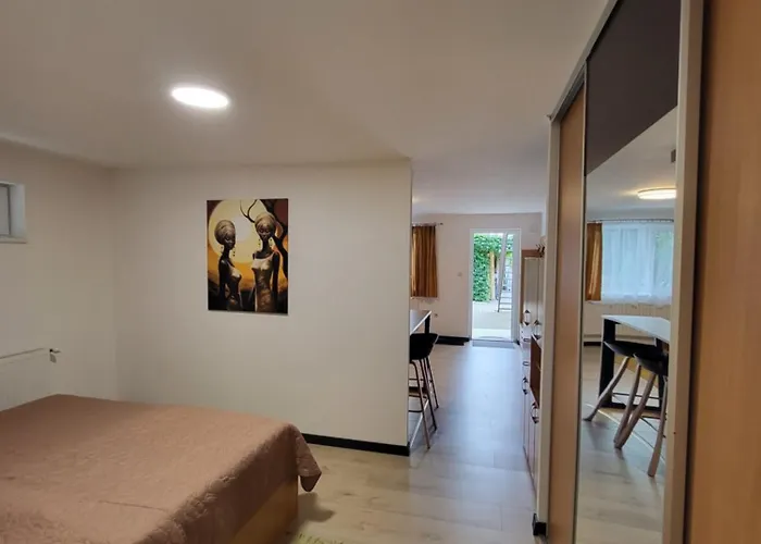 Tereza & Free Parking Братислава