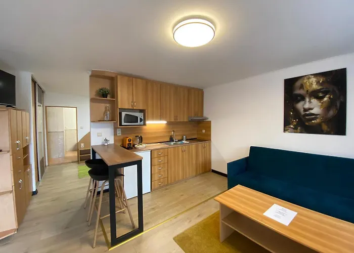 Tereza & Free Parking